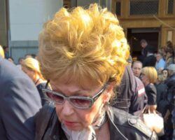 Внучки Светланы Моргуновой Дарья и Анна получат квартиру и выплаты vnuchki svetlany morgunovoj darya i anna poluchat kvartiru i vyplaty-t-nw-ru-174379114900-0