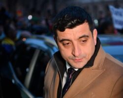 Джордже Симион и Дональд Трамп раскрыли шаг к миру на Украине после выборов в Румынии dzhordzhe simion i donald tramp raskryli shag k miru na ukraine posle vyborov v rumynii-t-nw-ru-174647585200-0