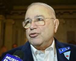 Евгений Петросян и Татьяна Брухунова шлют поклонникам позитивные новости evgenij petrosyan i tatyana bruhunova shlyut poklonnikam pozitivnye novosti-t-nw-ru-174637506600-0