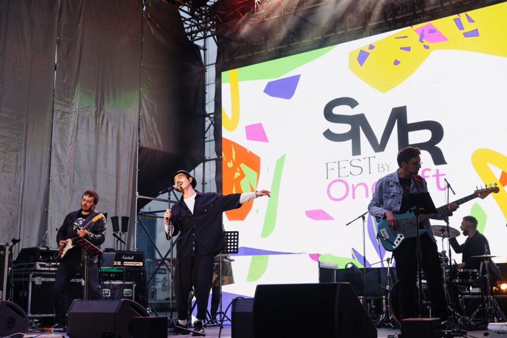 Алексей Вихарев и его жена Яна приняли участие в летнем фестивале by Oneloft