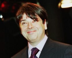 Галина Юдашкина раскрыла секреты наследства Валентина Юдашкина galina yudashkina raskryla sekrety nasledstva valentina yudashkina-t-nw-ru-174648955000-0