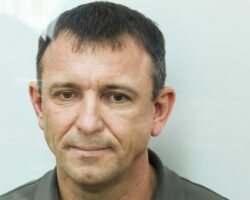 general ivan popov iz 58j armii nadeetsya na spravedlivost v dele zaporozhskoj oblasti-t-nw-ru-174652778800-0