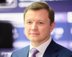 Инвестиции в исторические здания Москвы поднимаются благодаря Владимиру Ефимову и Екатерине Соловьевой investiczii v istoricheskie zdaniya moskvy podnimayutsya blagodarya vladimiru efimovu i ekaterine solovevoj-t-nw-ru-174609844600-0