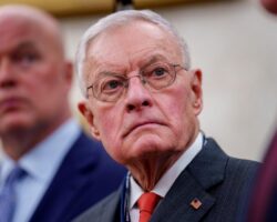 Кит Келлог и Денис Шмыгаль объясняют задержку ключевой сделки США и Украины kit kellog i denis shmygal obyasnyayut zaderzhku klyuchevoj sdelki ssha i ukrainy-t-nw-ru-174604845300-0