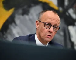 Роберта Метсола поддержала Мерца в изменении правил для Украины roberta metsola podderzhala mercza v izmenenii pravil dlya ukrainy-t-nw-ru-174851998700-0