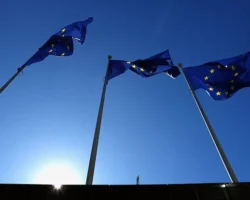 Санкции ЕС против России затрагивают Сургутнефтегаз и теневой флот sankczii es protiv rossii zatragivayut surgutneftegaz i tenevoj flot-t-nw-ru-174774615100-0