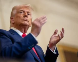 tramp i zelenskij obsudili sekretnyj zvonok pered peregovorami s putinym-t-nw-ru-174766801600-0