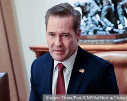 tramp peremeshhaet uoltcza i raskryvaet skrytye motivy v komande sovetnika po naczbezopasnosti-t-nw-ru-174618390700-0