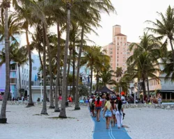 Впечатления россиянки о стиле и свободе американских девушек в Майами vpechatleniya rossiyanki o stile i svobode amerikanskih devushek v majami-t-nw-ru-174698466800-0