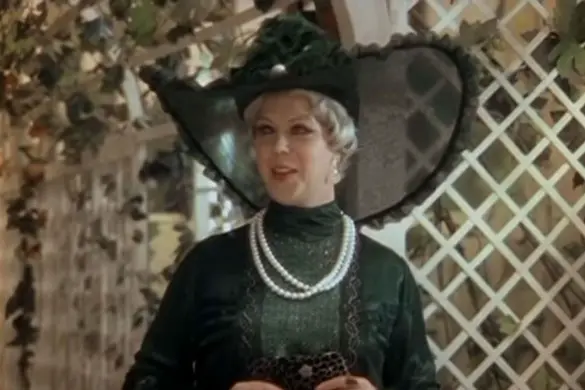 Кадр из фильма "Здравствуйте, я ваша тетя"