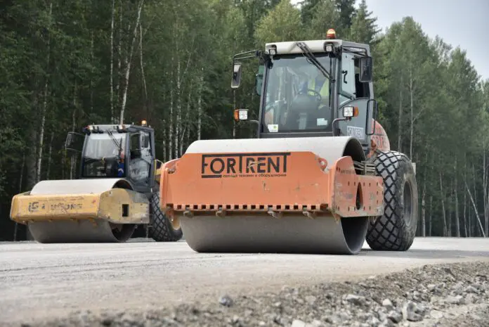 Денис Паслер инициирует строительство дорог к курорту «Самоцвет»-0