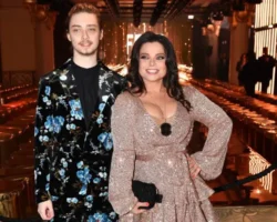 Наташа Королева и ее сын Архип делают счастливый выбор свободы natasha koroleva i ee syn arhip delayut schastlivyj vybor svobody-t-nw-ru-0