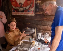 Яков Сидельников и Анжелика Асютина раскрыли тайны госпиталя Музея Победы yakov sidelnikov i anzhelika asyutina raskryli tajny gospitalya muzeya pobedy-t-nw-ru-0