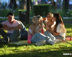 yarkie sobytiya v moskve zaryade kirill rejv luzhniki i muzejnye shedevry-t-nw-ru-0