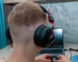 Забавные и полезные уроки от пользователей Reddit о наушниках с шумоподавлением zabavnye i poleznye uroki ot polzovatelej o naushnikah s shumopodavleniem-t-nw-ru-174882789400-0