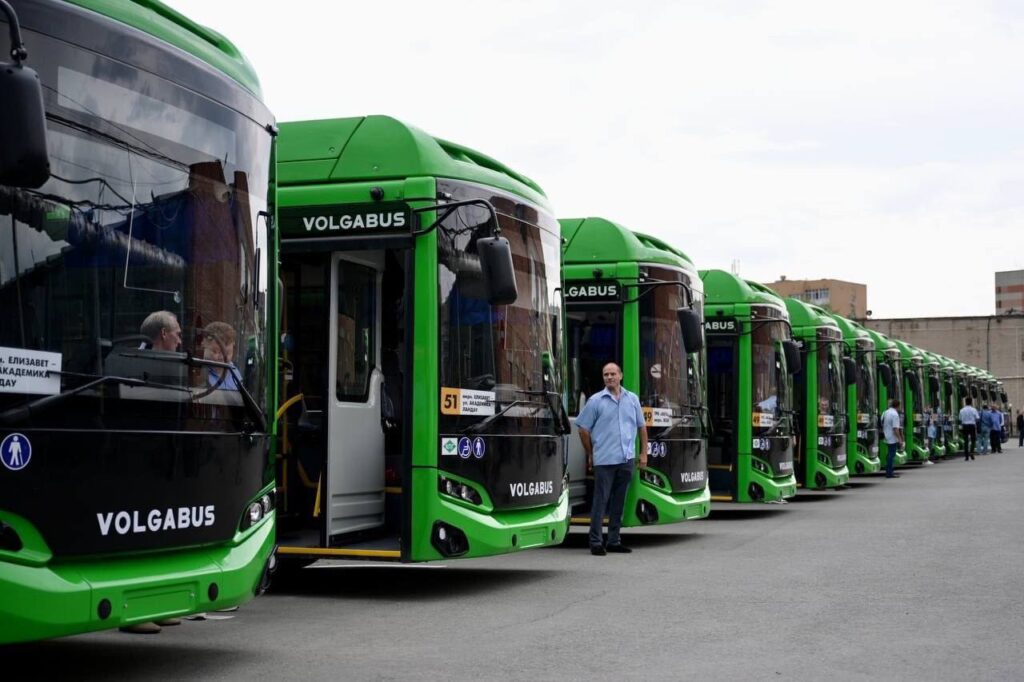 denis pasler avtobusi2_t-nw - t-news Денис Паслер: обновление транспорта – одно из ключевых направлений моей работы.