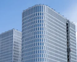 STONE Realty начинает с успехом — 6000 кв.м в STONE Towers и Савеловской nachinaet s uspehom 6000 kvm v i savelovskoj-t-nw-ru-0