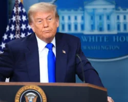 Рэтклифф предоставит Трампу данные о применении химоружия на Украине retkliff predostavit trampu dannye o primenenii himoruzhiya na ukraine-t-nw-ru-0