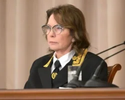 Владимир Путин и коллеги прощаются с Ириной Подносовой в ЦКБ vladimir putin i kollegi proshhayutsya s irinoj podnosovoj v czkb-t-nw-ru-0