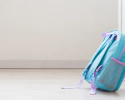 Готовим детей к школе с оптимизмом и экономией в гипермаркетах «О’Кей» gotovim detej k shkole s optimizmom i ekonomiej v gipermarketah okej-t-nw-ru-0