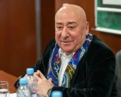 Мамедали Агаев и события Театра Сатиры с оптимистичным взглядом на культуру mamedali agaev i sobytiya teatra satiry s optimistichnym vzglyadom na kulturu-t-nw-ru-0