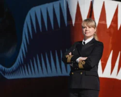 Марина Старовойтова стала первой женщиной-капитаном на ледоколе Ямал marina starovojtova stala pervoj zhenshhinojkapitanom na ledokole yamal-t-nw-ru-0