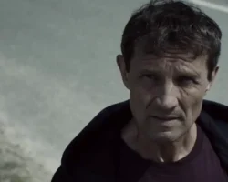 Роман Яценко из Суджи спас семью под огнем ВСУ в Курской области roman yaczenko iz sudzhi spas semyu pod ognem vsu v kurskoj oblasti-t-nw-ru-0