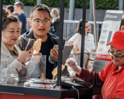 Владимир Путин поддержал рост турпотока между Китаем и Россией за счет упрощения виз vladimir putin podderzhal rost turpotoka mezhdu kitaem i rossiej za schet uproshheniya viz-t-nw-ru-0