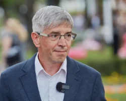 Алексей Фурсин обсуждает поддержку искусства и новые гранты мэра Москвы aleksej fursin obsuzhdaet podderzhku iskusstva i novye granty mera moskvy-t-nw-ru-0