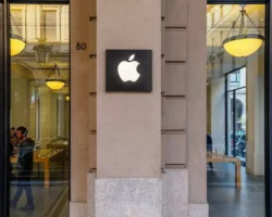 Арташес Икономов, Apple и Роспатент обсуждают патентный спор об iPhone artashes ikonomov i rospatent obsuzhdayut patentnyj spor ob -t-nw-ru-0