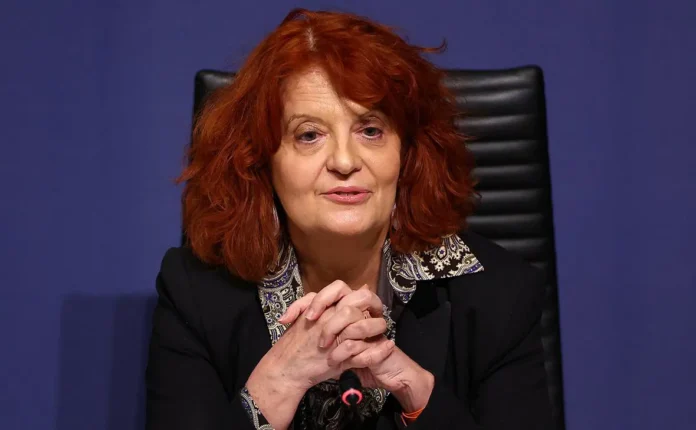 delo o dragoczennyh relikviyah luvra i sudbah mariiluizy i evgenii-t-nw-ru-0