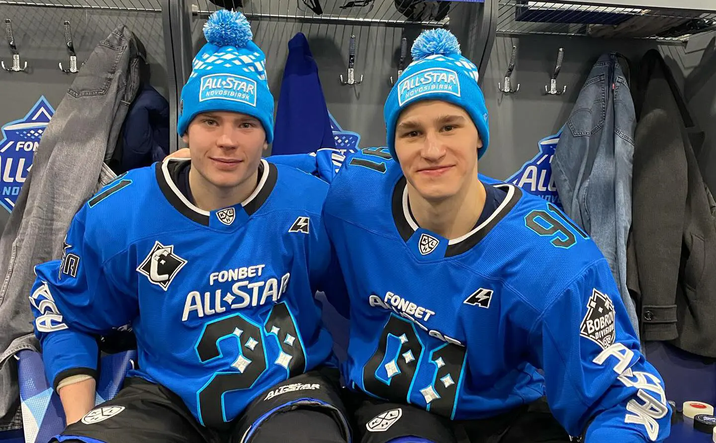 Российские хоккеисты Александр Никишин и Иван Демидов (_n57a_ / Instagram (входит в корпорацию Meta, признана экстремистской и запрещена в России)))