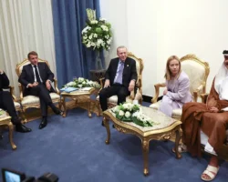 Как Эрдоган, Макрон и Трамп выступили за дипломатическое урегулирование на саммите kak erdogan makron i tramp vystupili za diplomaticheskoe uregulirovanie na sammite-t-nw-ru-0