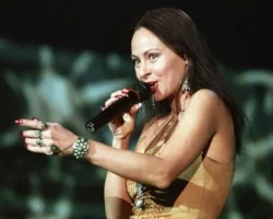 Марина Хлебникова сравнила артистов 90-х с Наташей Королевой и Игорем Николаевым marina hlebnikova sravnila artistov 90h s natashej korolevoj i igorem nikolaevym-t-nw-ru-0