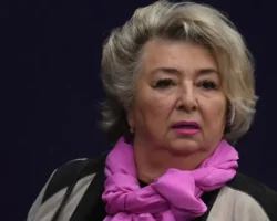 Татьяна Тарасова о фото Камилы Валиевой для ОИ-2026 выражает надежду tatyana tarasova o foto kamily valievoj dlya oi2026 vyrazhaet nadezhdu-t-nw-ru-0