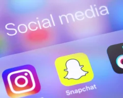 Snapchat удивляет с My AI, а коктейль Молотова вызывает споры udivlyaet s a koktejl molotova vyzyvaet spory-t-nw-ru-0