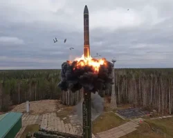 Владимир Путин и Дмитрий Медведев угрожают жестким ответом на удар Tomahawk vladimir putin i dmitrij medvedev ugrozhayut zhestkim otvetom na udar -t-nw-ru-0