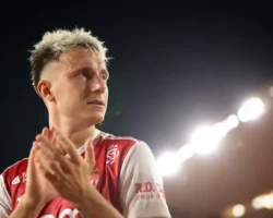 Александр Головин поделился планами о будущем в Монако и предложениях Боруссии и Ньюкасла aleksandr golovin podelilsya planami o budushhem v monako i predlozheniyah borussii i nyukasla-t-nw-ru-0