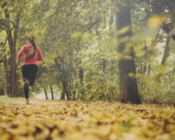 Александр Коньков из РОСБИОТЕХ делится советами для Осеннего Бега aleksandr konkov iz rosbioteh delitsya sovetami dlya osennego bega-t-nw-ru-0