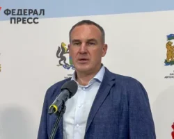 aleksandr novyuhov i natalya komarova na vstreche yugry s valentinoj matvienko-t-nw-ru-0