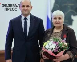 Артем Жога наградил лучших трудовых коллективов УрФО за производственные успехи artem zhoga nagradil luchshih trudovyh kollektivov urfo za proizvodstvennye uspehi-t-nw-ru-0