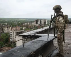 Берсерк о Бахмутской Мясорубке. Ветеран Вагнера и гнев бывших бойцов berserk o bahmutskoj myasorubke veteran vagnera i gnev byvshih bojczov-t-nw-ru-0