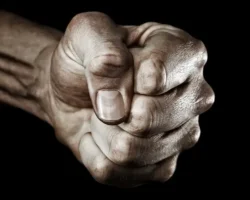 departament obrazovaniya moskvy operativno otreagiroval na inczident s otczom uchenika v shkole-t-nw-ru-0