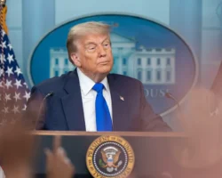 Дональд Трамп призвал авиадиспетчеров вернуться на работу во время шатдауна donald tramp prizval aviadispetcherov vernutsya na rabotu vo vremya shatdauna-t-nw-ru-0