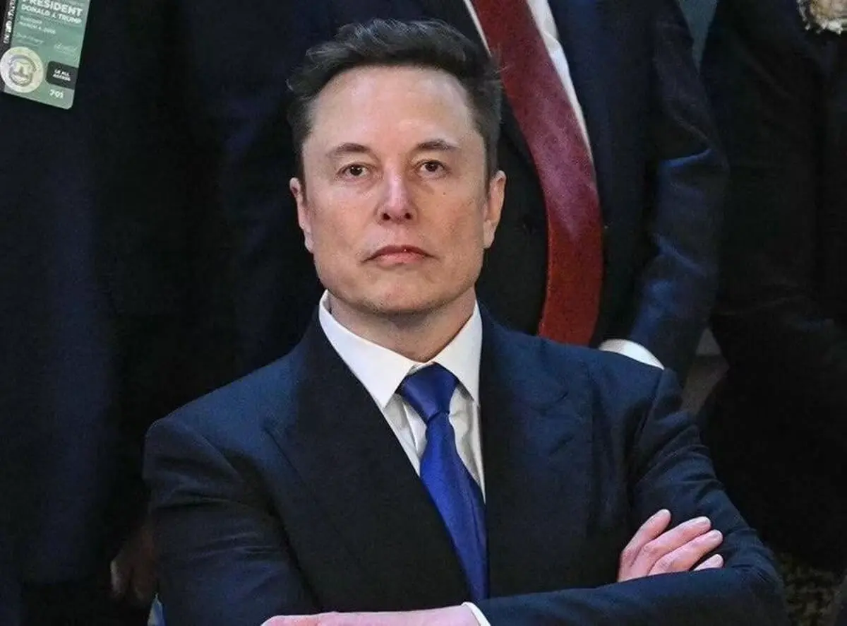 Илон Маск считает, что Neuralink и Optimus от Tesla приведут к цифровому бессмертию-0