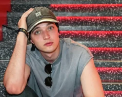 ivan trushin o neozhidannoj shozhesti s robertom pattinsonom i geroyami garri pottera-t-nw-ru-0