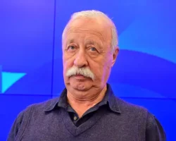 Леонид Якубович идет от «Поля чудес» к новому авиатренажеру leonid yakubovich idet ot polya chudes k novomu aviatrenazheru-t-nw-ru-0