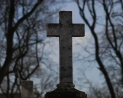 На Лычаковском кладбище во Львове почти не осталось мест для захоронений na lychakovskom kladbishhe vo lvove pochti ne ostalos mest dlya zahoronenij-t-nw-ru-0