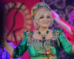 Надежда Кадышева оказалась в центре скандала из-за иска к театру «Золотое кольцо» nadezhda kadysheva okazalas v czentre skandala izza iska k teatru zolotoe kolczo-t-nw-ru-0