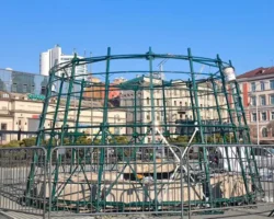 Новогодняя елка на главной площади Владивостока откроет праздничный городок novogodnyaya elka na glavnoj ploshhadi vladivostoka otkroet prazdnichnyj gorodok-t-nw-ru-0